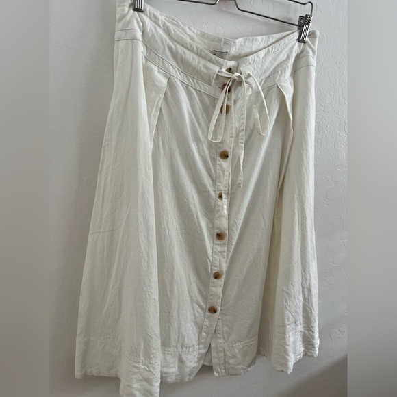 White Summer Skirt - Picture 3 of 5